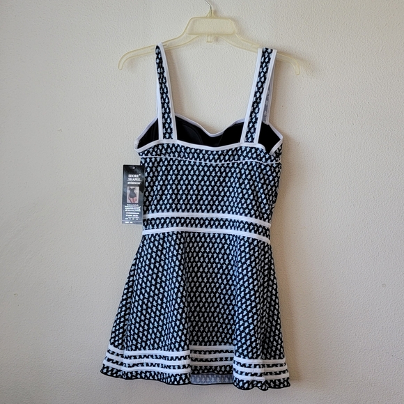 Shore Shapes Black and White Patterned Lined Swimwear Size 16 - Picture 2 of 8